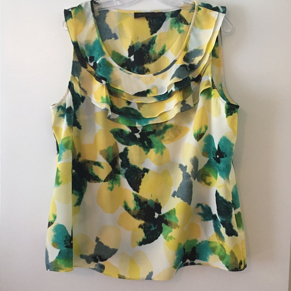 The Limited Tops - {The Limited} Watercolor Floral Blouse Sz XL